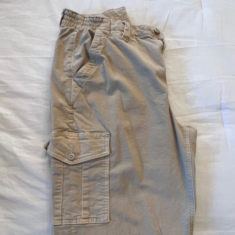 American Eagle Cargo Pants